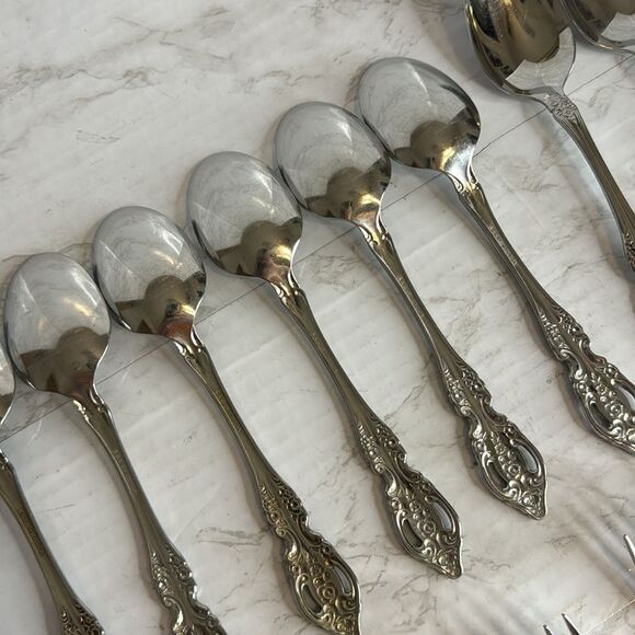 ONEIDA Renoir pembrooke stainless Set Of 31 pieces Flatware SSS set fork spoon - Picture 11 of 12